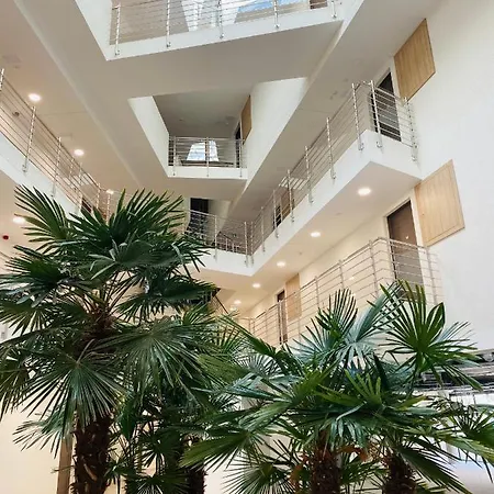 Lotusbluete Appartement In Heviz Mit Tiefgarage Und Panoramaterrasse Exterior photo