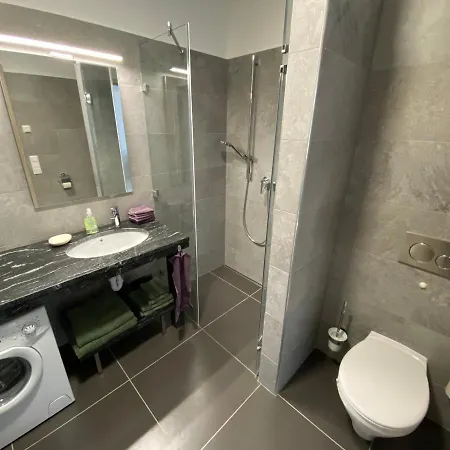 Lotusbluete Appartement In Heviz Mit Tiefgarage Und Panoramaterrasse Exterior photo